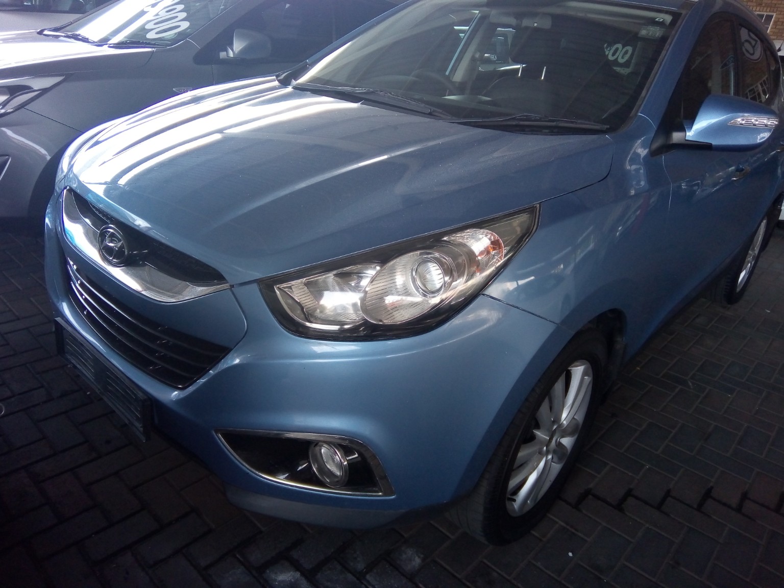 Clear Hyundai headlight after restoration
